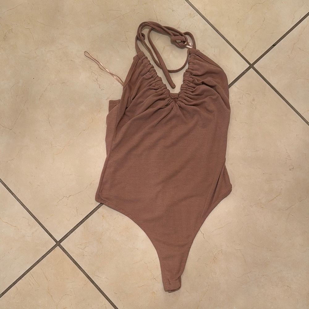 Amenah Mauve Ruched Bodysuit